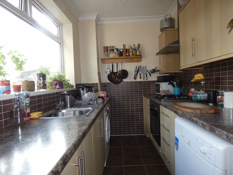 Kitchen- click for photo gallery